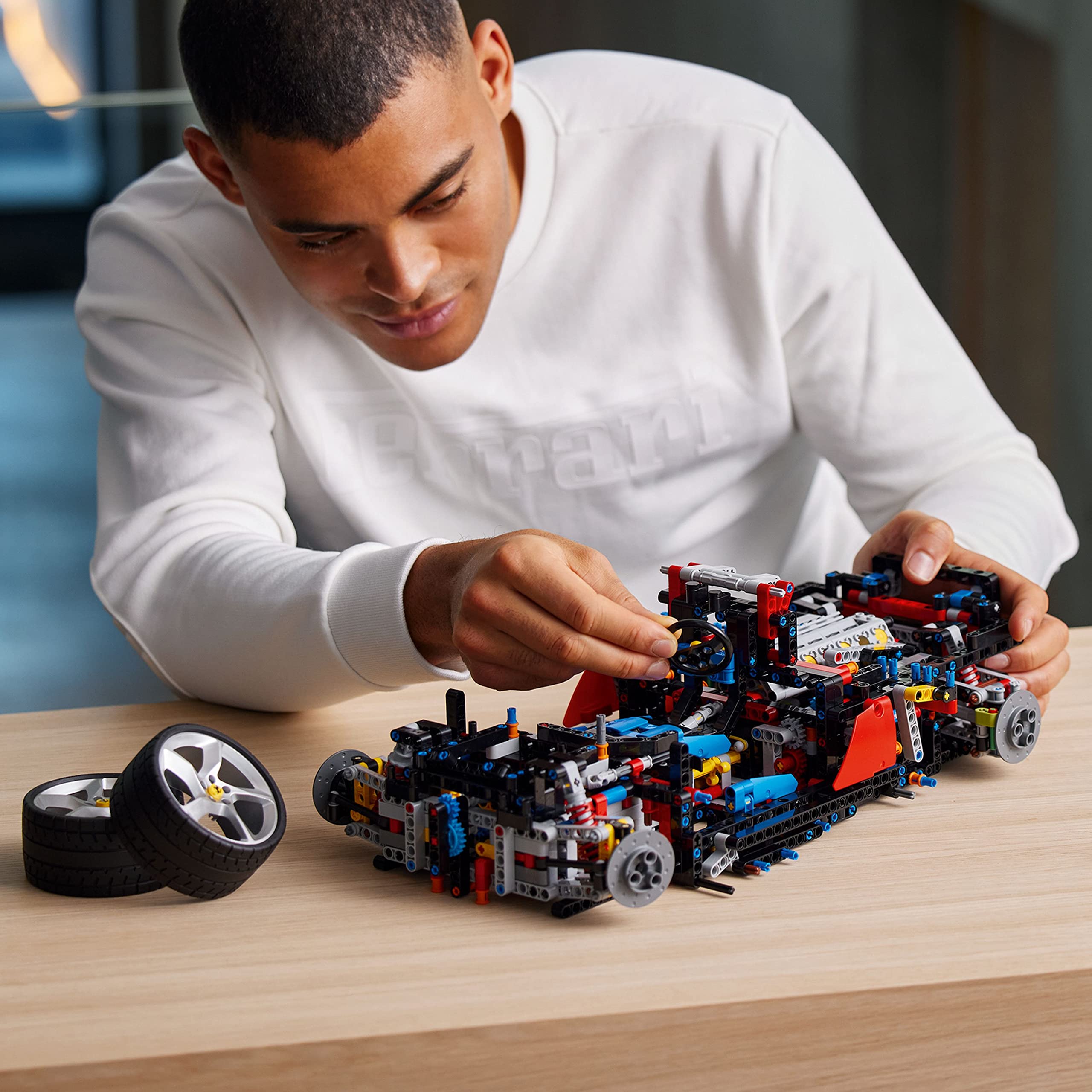 LEGO Technic 42143 Ferrari Daytona SP3, detailreiches Supercar Modellauto mit 3778 Teilen, Bausatz & Sammlerset für Erwachsene