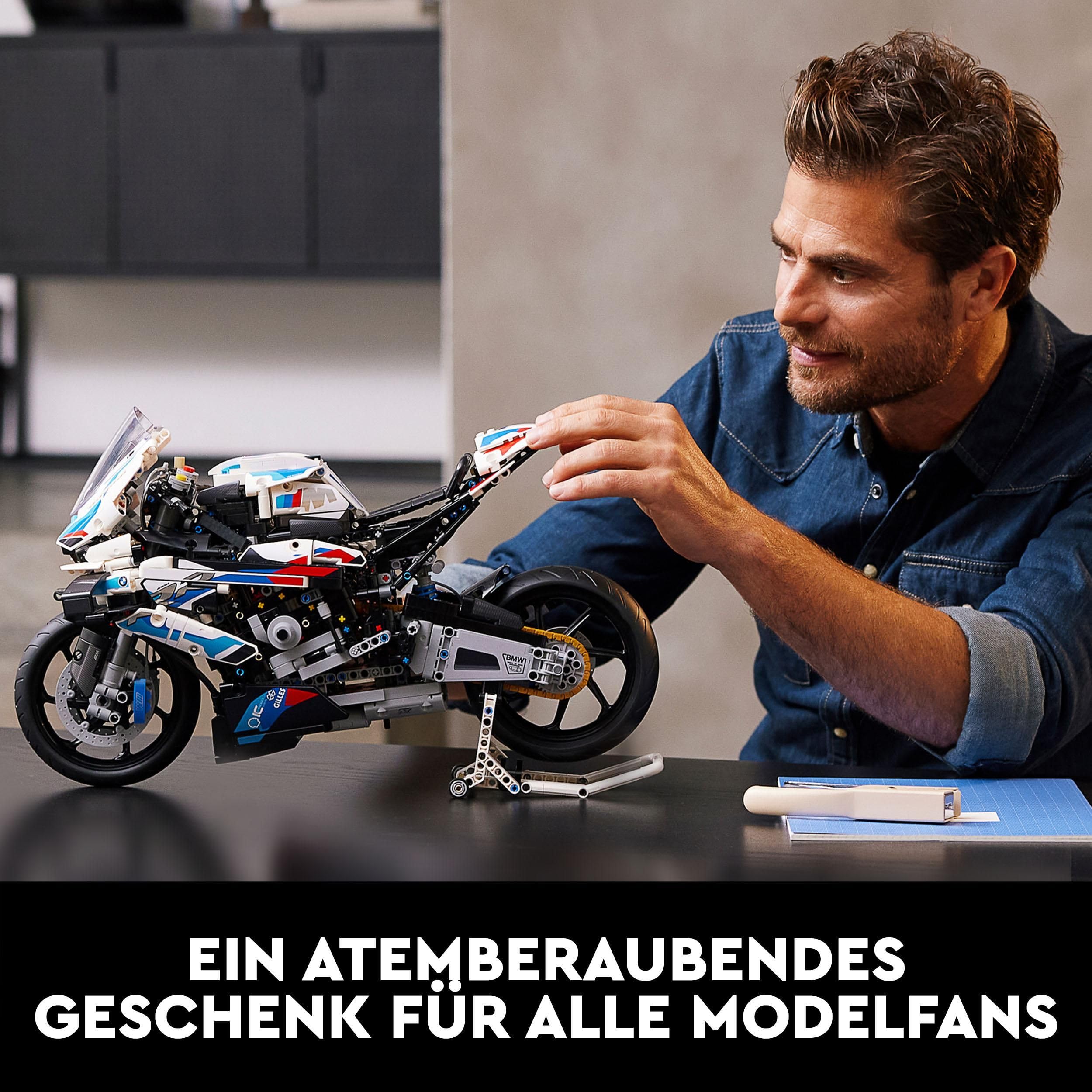 LEGO Technic 42130 BMW M 1000 RR Motorrad, Modellbausatz für Erwachsene, detailreiches Deko- & Geschenk-Set für Männer und Frauen